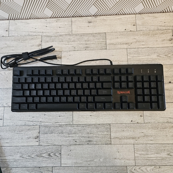 Redragon K509 DYAUS 7 Colors Backlit Gaming Keyboard - Picture 5 of 5